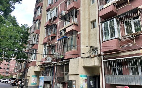 海淀区 定慧西里21号楼1层6门102（定慧西里）