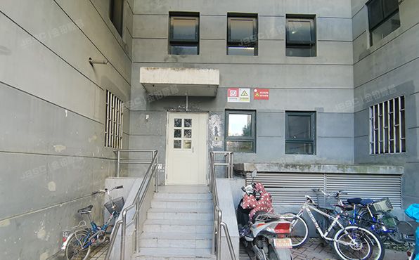 丰台区 万芳园一区12号楼24层2403号（万年花城）