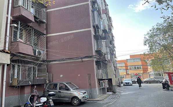 海淀区 定慧西里21号楼1层6门102（定慧西里）