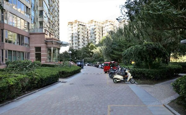 丰台区 骏景园中区15号楼13层1302号（珠江骏景）