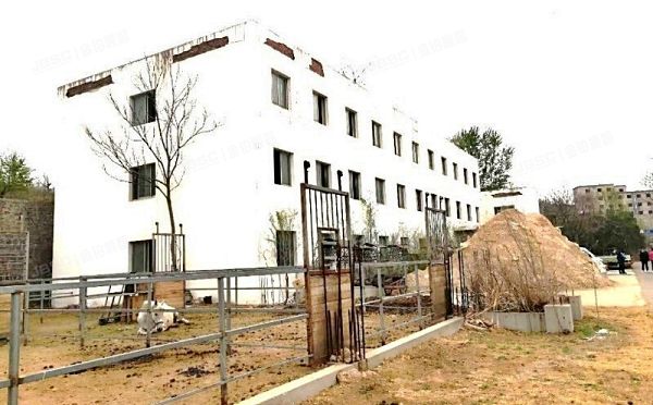 延庆区 八达岭镇玫瑰山谷戴斯酒店（孔乙己假日酒店）