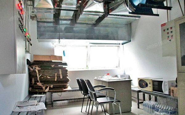 西城区 黄寺大街26号院1号楼2层02020、02036（德胜置业大厦）商业