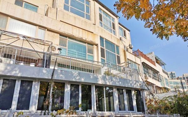 朝阳区 万象新天家园127号楼3至4层3单元301室（万象新天家园）