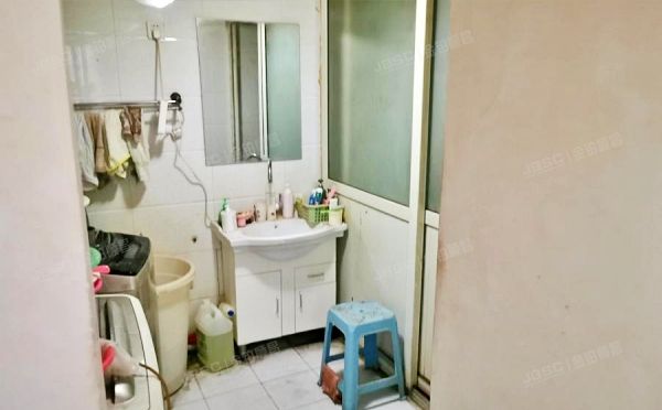 大兴区-黄村镇 黄村东里8号楼1层2-101（黄村东里社区）