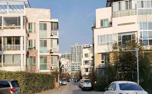 朝阳区 万象新天家园127号楼3至4层3单元301室（万象新天家园）