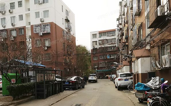 大兴区-黄村镇 黄村东里8号楼1层2-101（黄村东里社区）