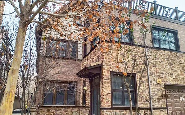 昌平区 立汤路38号香蜜田园35号-1至2层（麦卡伦地）