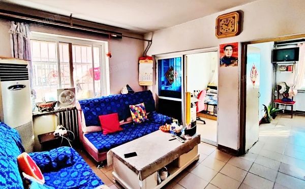 怀柔区 湖光小区甲18号楼6层1单元601（湖光小区）