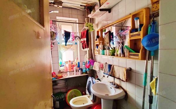 怀柔区 湖光小区甲18号楼6层1单元601（湖光小区）