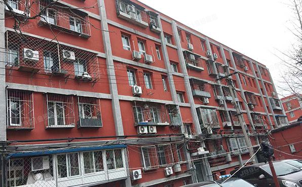 朝阳区 劲松一区135号楼-1层2门01（劲松一区）