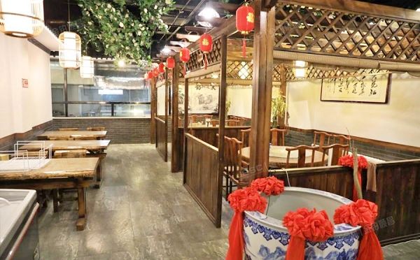 怀柔区 开放路46号乙楼1至2层25、26、27、29、31号  商业