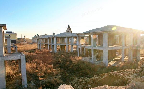 怀柔区 庙城镇镇政府北侧国有土地使用权及在建工程