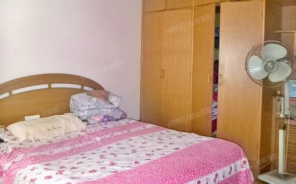 房山区 燕化星城健德四里28号楼1206室（燕化星城健德四里）