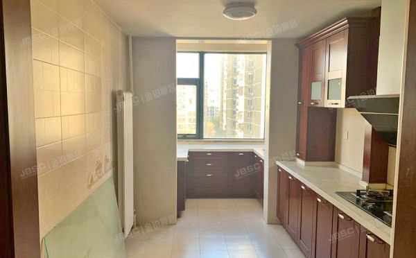 昌平区 天通中苑54号楼8层1单元802（天通中苑）1元起拍