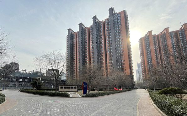 朝阳区 利泽西园309号楼18层3单元1802室+车位（上京新航线）