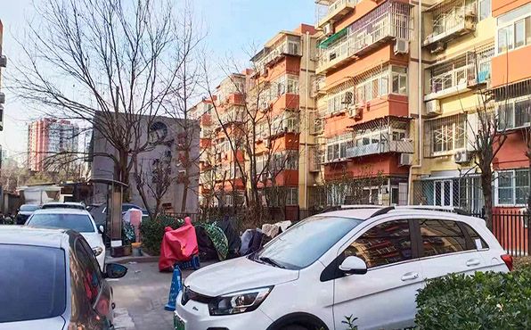 海淀区 学院南路明光村7号楼4层2门10号（明光村）房改房