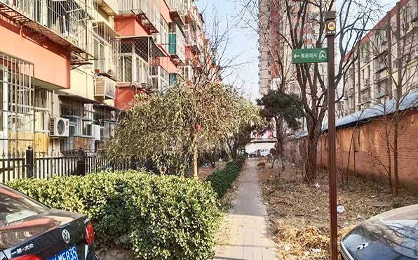 海淀区 学院南路明光村7号楼4层2门10号（明光村）房改房