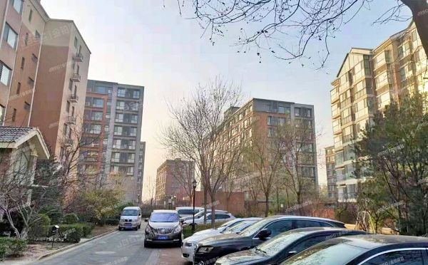 大兴区 三羊中路6号院1号楼2层202（金色漫香林）办公