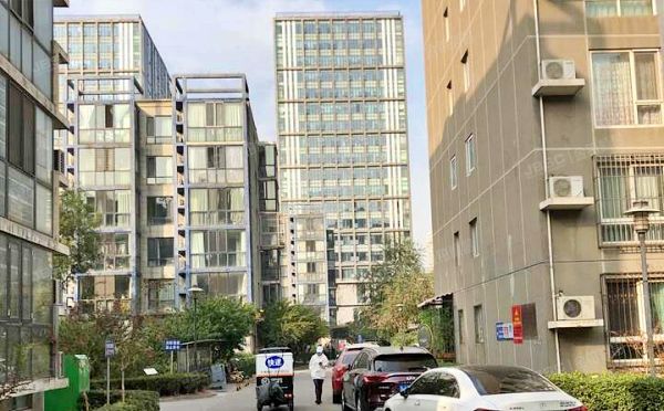 丰台区 宋庄路71号院7号楼3层2-303（鑫兆雅园）