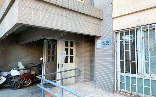 丰台区 芳菲路88号院8号楼16层1单元1605号（玫瑰碗万年花城三期）