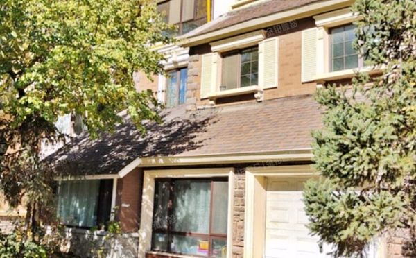 房山区 提香草堂263号1-3层102号（提香草堂）别墅