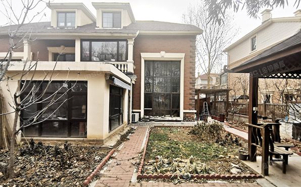 房山区 提香草堂263号1-3层102号（提香草堂）别墅