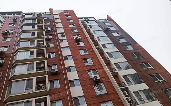 东城区 前拐棒胡同28号院1号楼6至7层B座706号（禾风仕家）