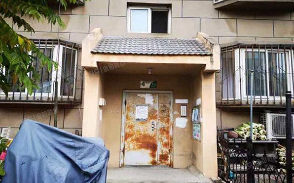 房山区 东风街道羊耳峪西里6号楼5层4单元502（羊耳峪西里）