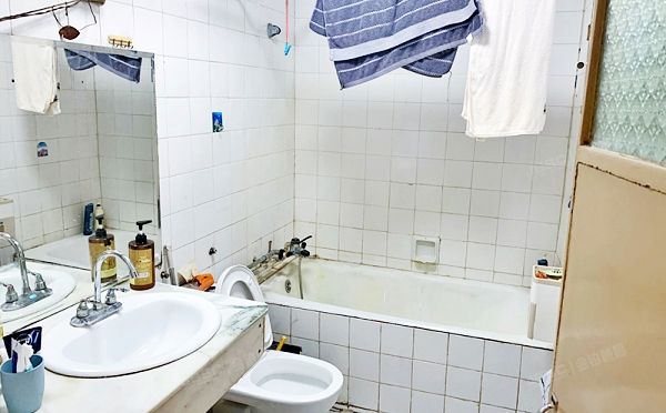 东城区 东花市北里东区10号楼4门