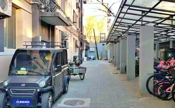 西城区 地藏庵10号楼1层5-03（地藏庵）