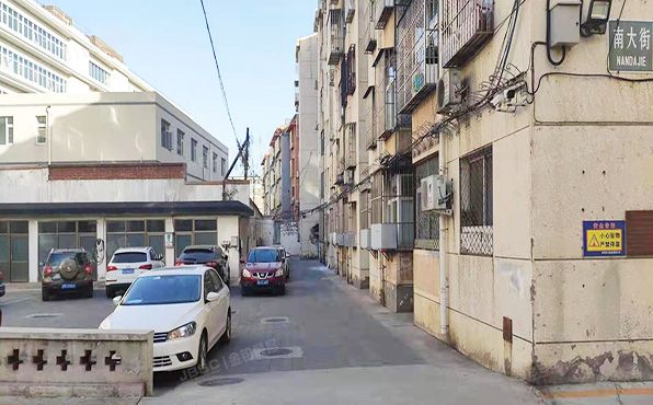 怀柔区 南大街丁31号楼4层2-402（龙祥小区）