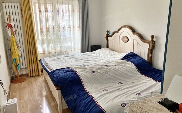 门头沟区 含晖苑4号楼1层2单元102号（含晖苑）