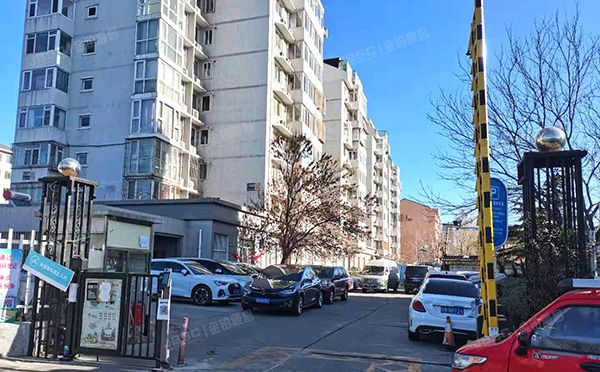 东城区 朝阳门南小街12号楼6层1单元604号（朝阳门南小街）