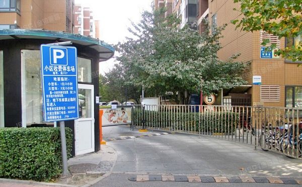 海淀区 静淑南里翰澜庭2号楼12层1502（中铁翰庭）