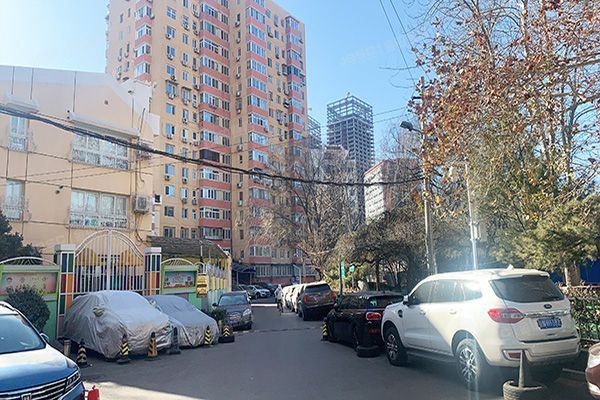 东城区 胡家园15号楼3层306号