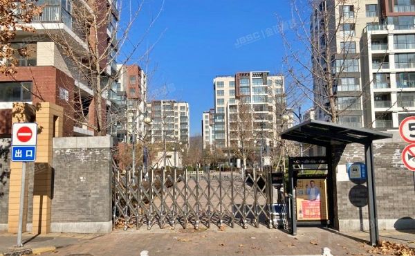 昌平区 双营西路66号12号楼7层1单元702号（北京风景）