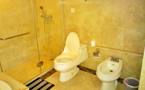 朝阳区 工体西路18号光彩国际公寓第1栋26层A号（光彩国际公寓）