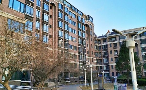 朝阳区 南湖中园125号楼4层2门401（慧谷金色家园）