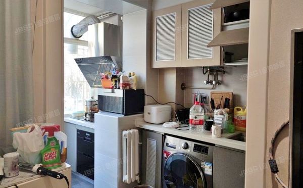 海淀区 中关村东南小区923号楼2层4门208（中科院东南小区）