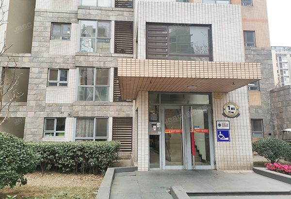 朝阳区 成寿寺路136号院11号楼1层1单元1B（中海城风情苑）