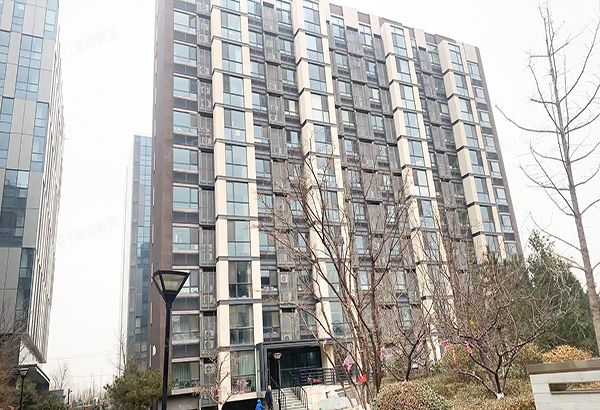 昌平区 英才北三街16号院9号楼8层2单元802（绿地中央广场云谷）