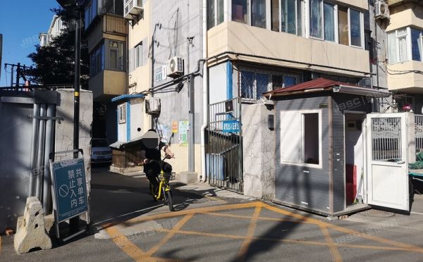 东城区 交道口北二条35号院2号楼4层2门401号（交道口北二条35号院）