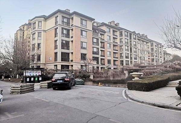 房山区 绿城.百合公寓春云苑1号4层1单元401号（绿城百合）