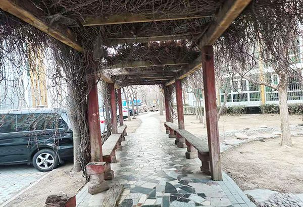 通州区 翠景南里西区6号楼1层0102（龙鼎园）