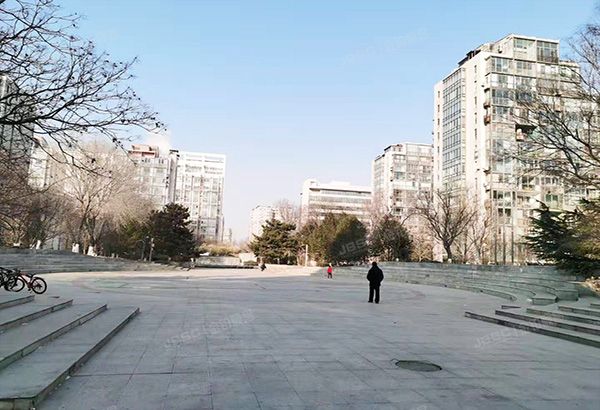 海淀区 常青园二区16号楼4层2门402（郦城二区）