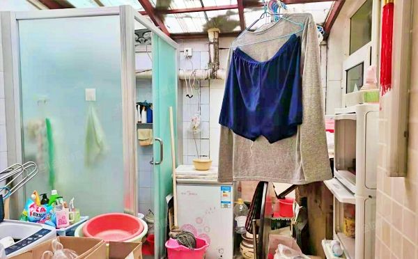 东城区 东板桥街57号房屋五间（房号1、2、3）平房