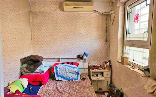 东城区 东板桥街57号房屋五间（房号1、2、3）平房