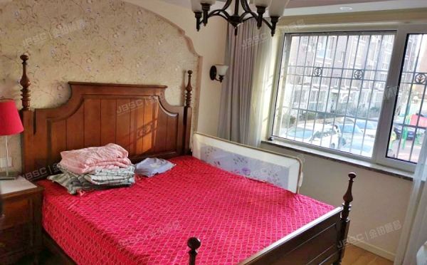 密云区 滨河路12号院2号楼1层5单元102（鸿泽园）