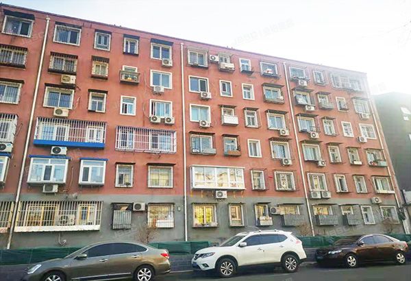 东城区 体育馆西路2号院1号楼2层4门403（体育馆西路2号院）