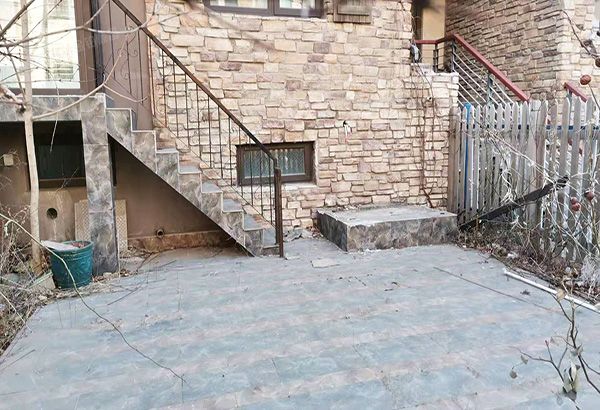 朝阳区 高碑店路181号院273号楼-1至3层102号（中海安德鲁斯庄园）